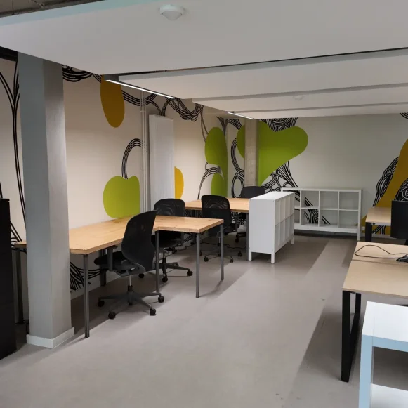 Open Space  17 postes Location bureau Rue de Srebrenica Paris 75020 - photo 6