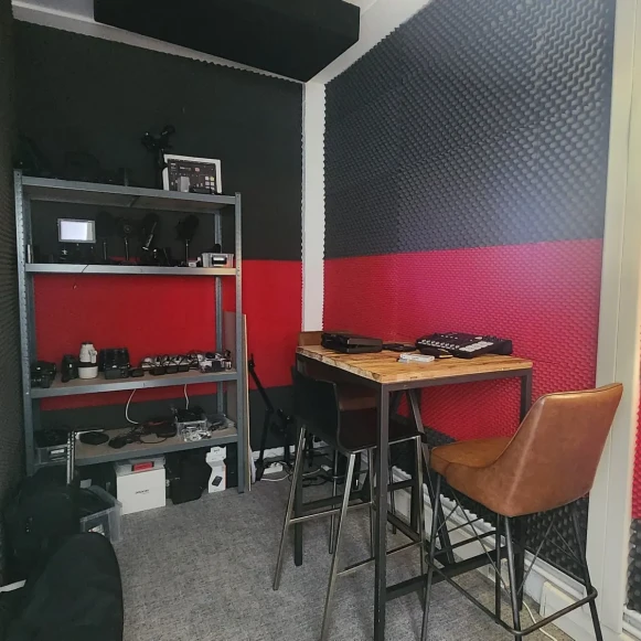 Bureau privé 25 m² 5 postes Location bureau Rue Jean Bleuzen Vanves 92170 - photo 12