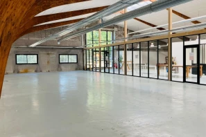 Bureau privé - 65420 - 30 postes - 4590€