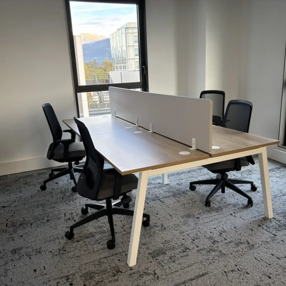 Bureau privé 40 m² 4 postes Coworking Chemin de Malacher Meylan 38240 - photo 2