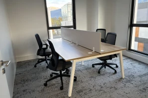 Bureau privé - 38240 - 4 postes - 960€
