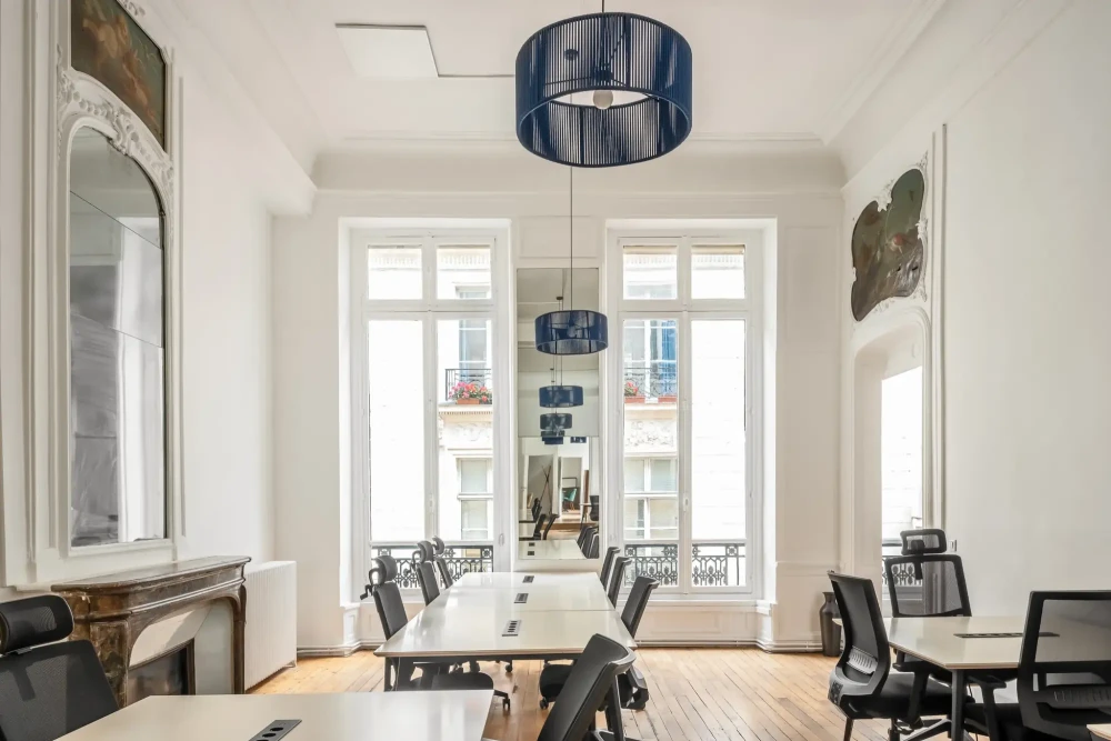 Espace indépendant - 75002 - 60 postes - 42500€