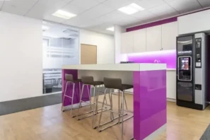 Bureau privé - 95000 - 3 postes - 1010€