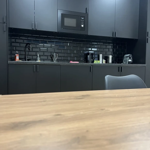 Bureau privé 11 m² 2 postes Coworking Rue Royale Paris 75008 - photo 2