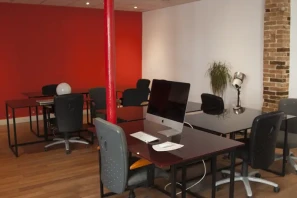 Open Space - 75010 - 12 postes - 330€