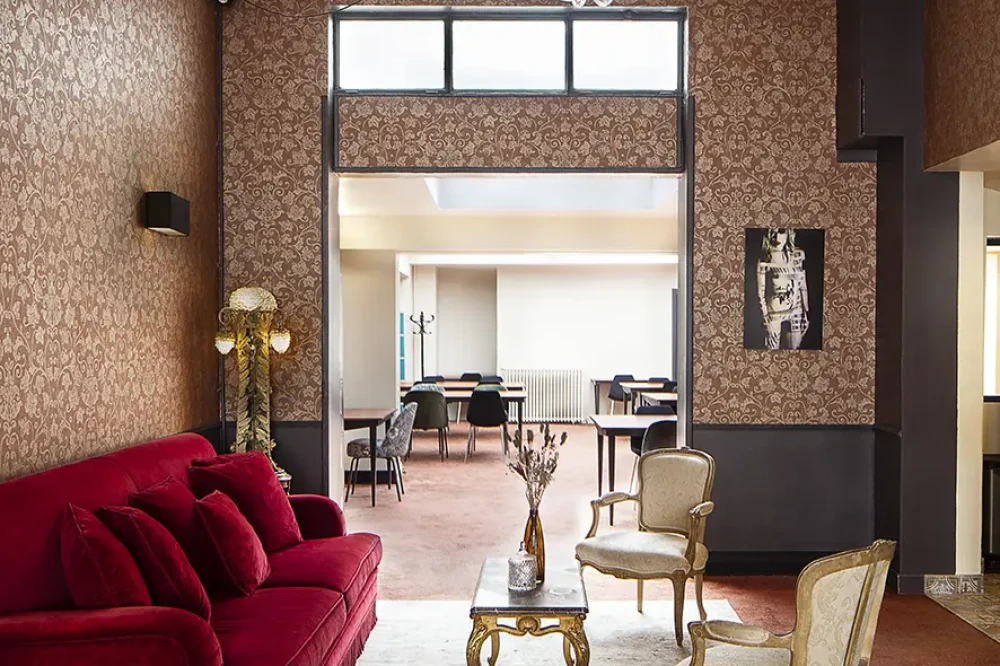 Espace indépendant - 75008 - 45 postes - 27000€