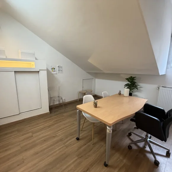 Bureau privé 13 m² 2 postes Coworking Avenue Jean Moulin Montreuil 93100 - photo 4