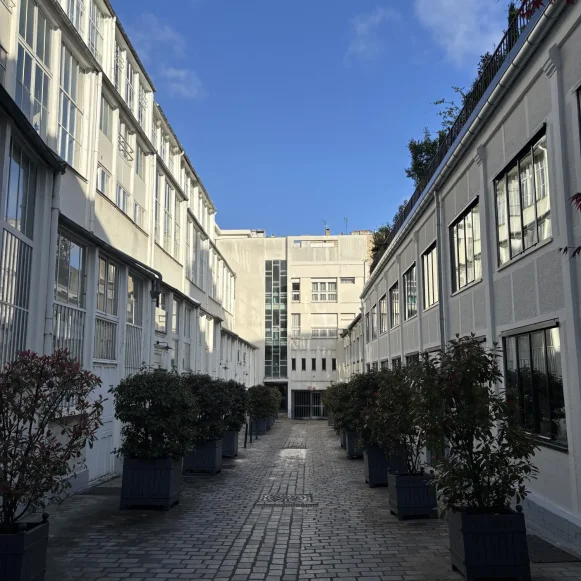 Open Space  8 postes Location bureau Rue Lauriston Paris 75016 - photo 2