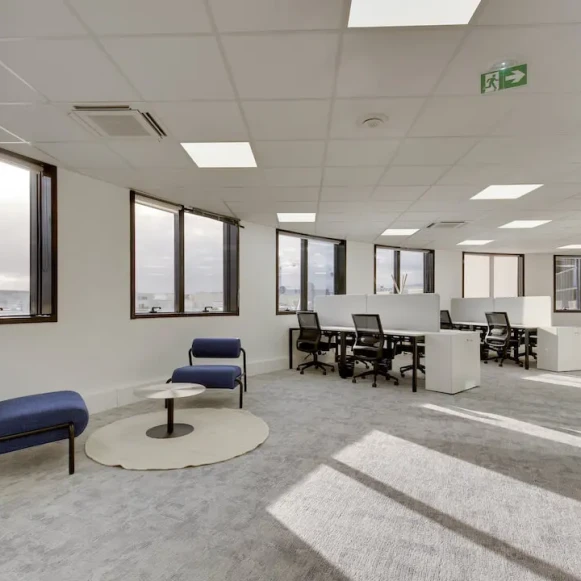 Espace indépendant 87 m² 10 postes Location bureau Avenue Georges Pompidou Levallois-Perret 92300 - photo 4
