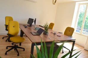 Bureau privé - 21200 - 4 postes - 1200€