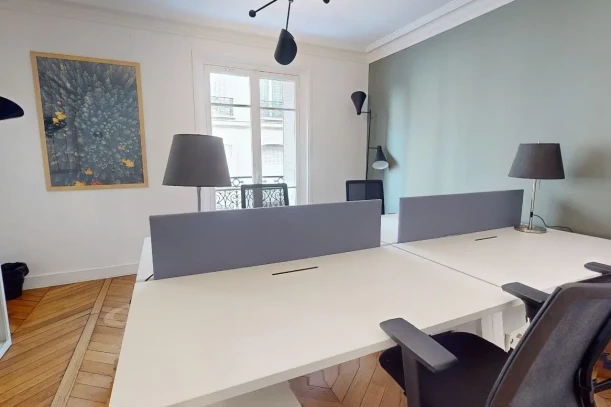 Bureau privé - 75016 - 22 postes - 8000€