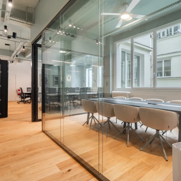 Espace indépendant 110 m² 18 postes Location bureau Rue Béranger Paris 75003 - photo 1