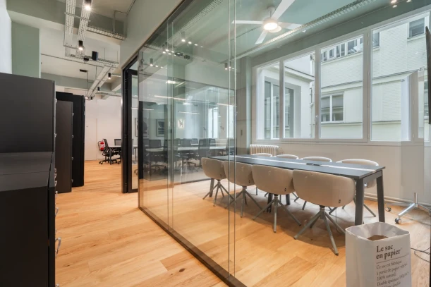 Espace indépendant - 75003 - 18 postes - 11500€