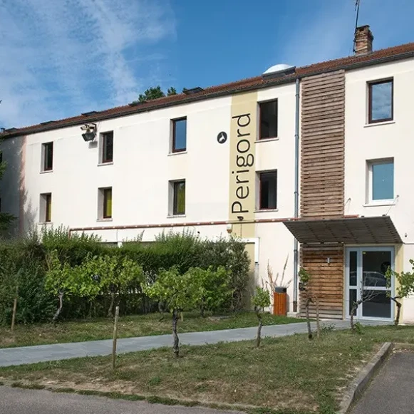 Bureau privé 18 m² 2 postes Coworking  Feucherolles 78810 - photo 6