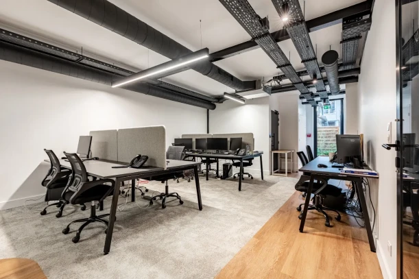 Bureau privé - 94300 - 12 postes - 5160€