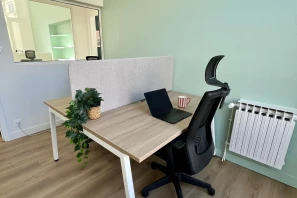 Bureau privé - 33300 - 2 postes - 790€