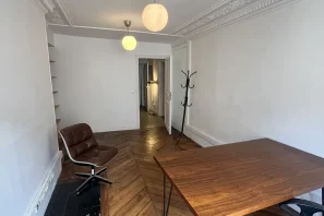 Bureau privé - 75002 - 8 postes - 2250€