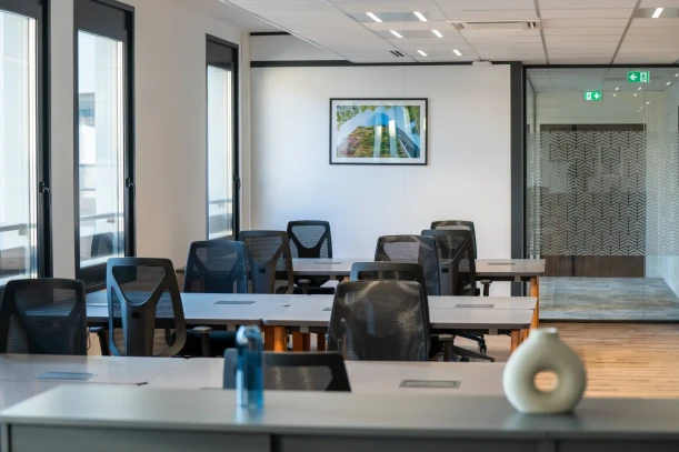 Bureau privé - 54000 - 10 postes - 3654.49€