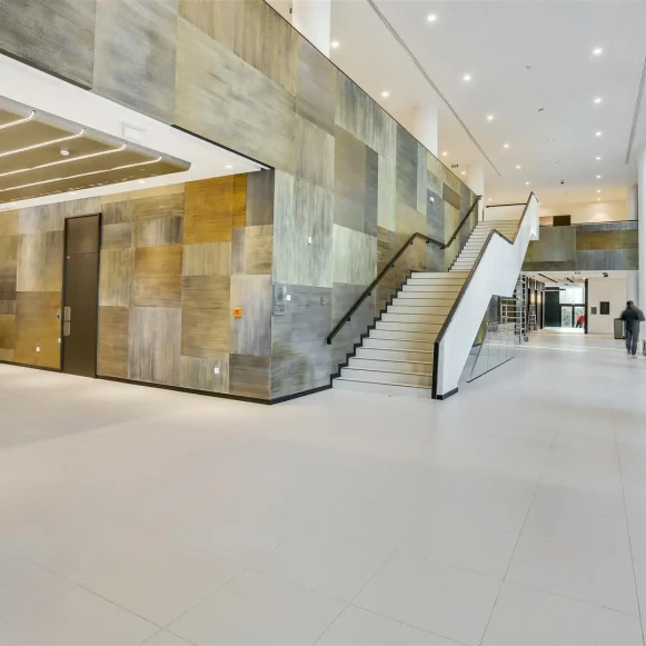 Bureau privé 6 m² 2 postes Location bureau Rue Emile Zola Bezons 95870 - photo 3