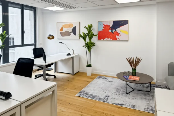 Bureau privé - 75002 - 4 postes - 2640€