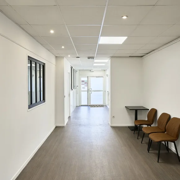 Bureau privé 12 m² 4 postes Coworking Rue de Fontenoy Lille 59000 - photo 9