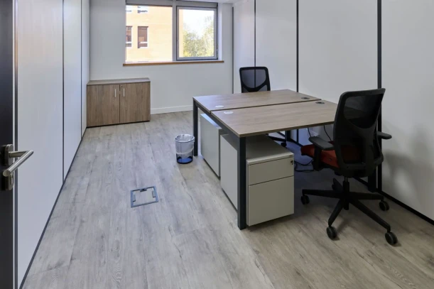 Bureau privé - 92360 - 2 postes - 650€