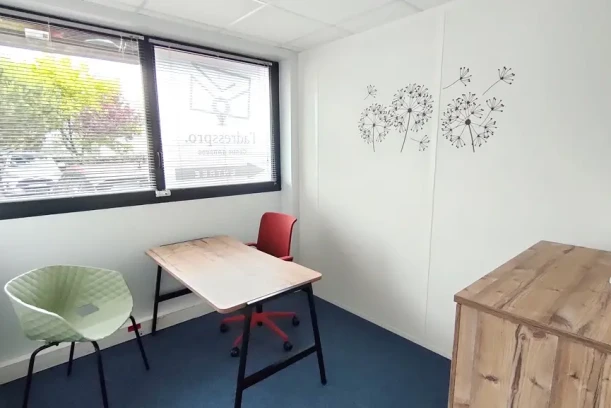 Bureau privé - 44500 - 1 poste - 390€