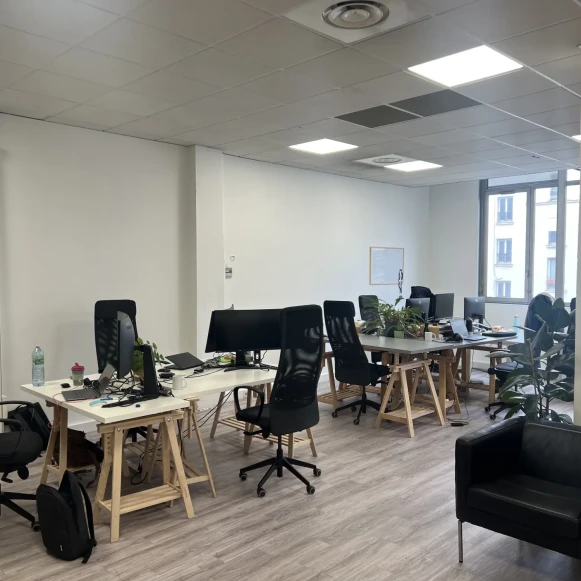 Open Space  5 postes Location bureau Rue de Wattignies Paris 75012 - photo 1