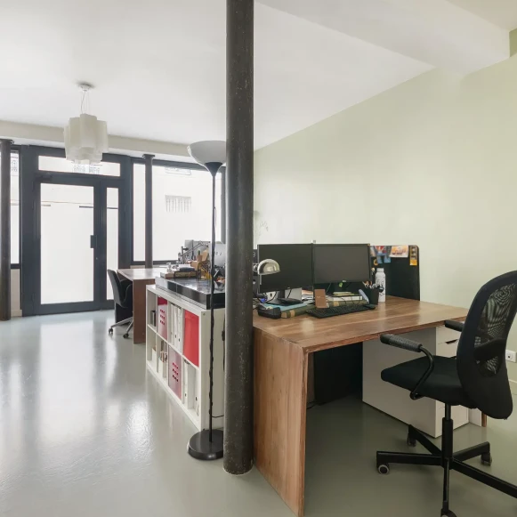 Espace indépendant 61 m² 9 postes Coworking Rue Henri Feulard Paris 75010 - photo 2