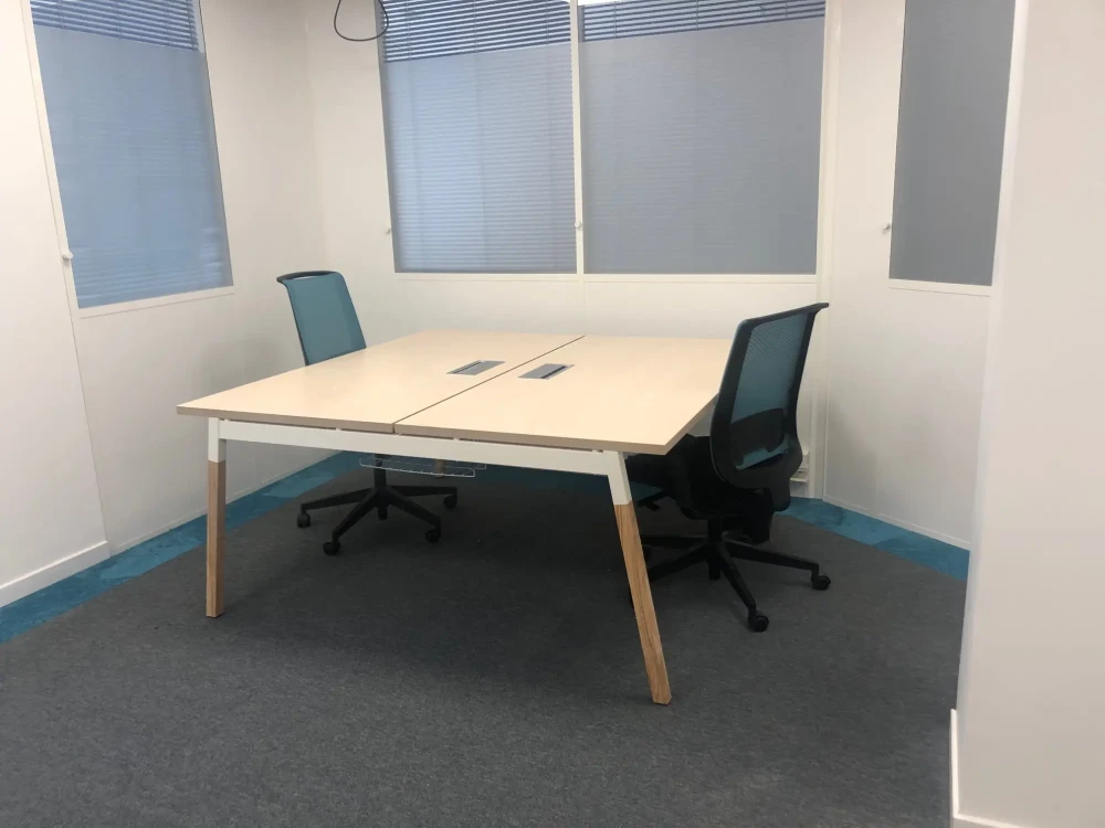 Bureau privé - 69002 - 6 postes - 1650€