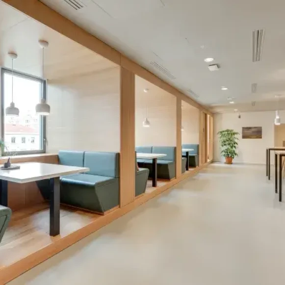 Bureau privé 4 m² 1 poste Location bureau Allée des Parcs Saint-Priest 69800 - photo 4