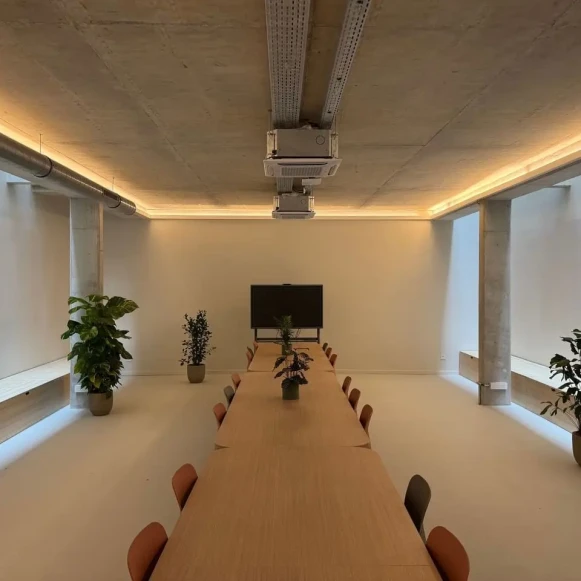 Bureau privé 10 m² 2 postes Coworking Avenue de la République Montrouge 92120 - photo 4