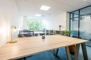 Bureau privé - 21000 - 6 postes - 1576€