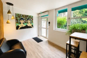 Bureau privé - 75005 - 1 poste - 790€
