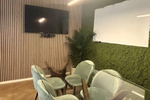 Bureau privé - 75008 - 4 postes - 1760€