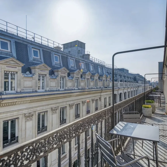 Bureau privé 23 m² 8 postes Location bureau Rue de Choiseul Paris 75002 - photo 9