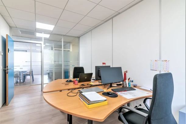 Bureau privé - 69760 - 2 postes - 590€