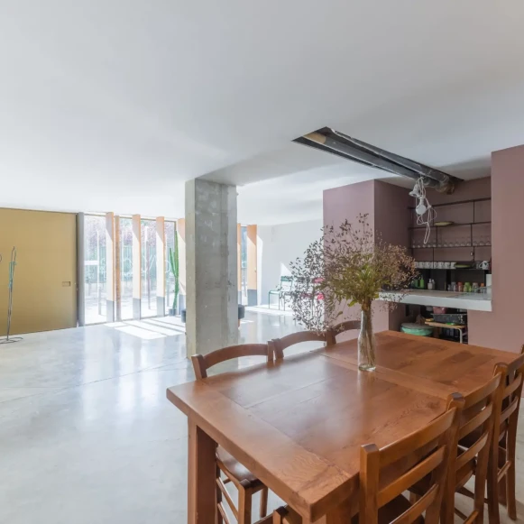 Bureau privé 56 m² 6 postes Coworking Rue des Poissonniers Paris 75018 - photo 2