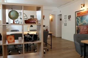 Open Space - 75017 - 8 postes - 550€