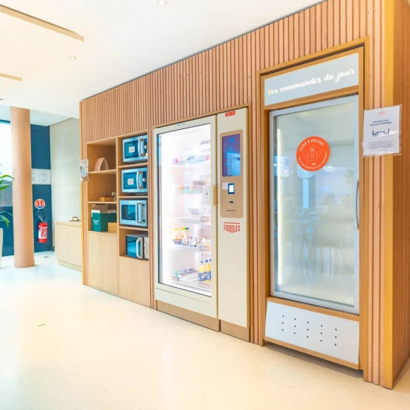 Bureau privé 22 m² 6 postes Location bureau Route de la Reine Boulogne-Billancourt 92100 - photo 2