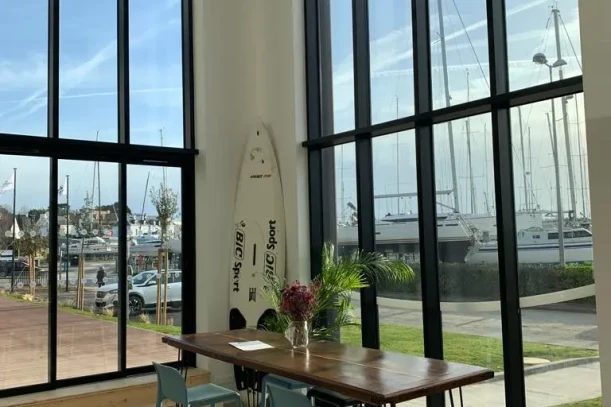 Open Space - 56470 - 30 postes - 141.6€