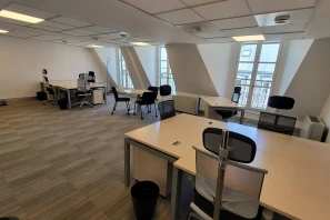 Bureau privé - 75001 - 10 postes - 7259€