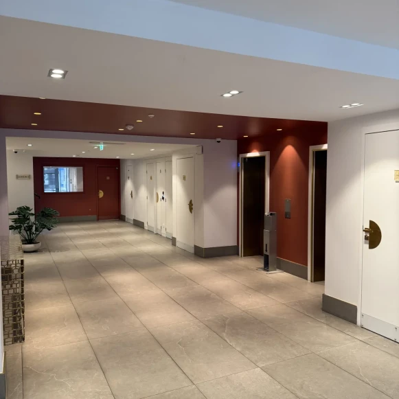 Espace indépendant 18 m² 6 postes Location bureau Boulevard du Montparnasse Paris 75014 - photo 6