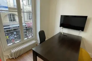 Bureau privé - 75009 - 2 postes - 900€