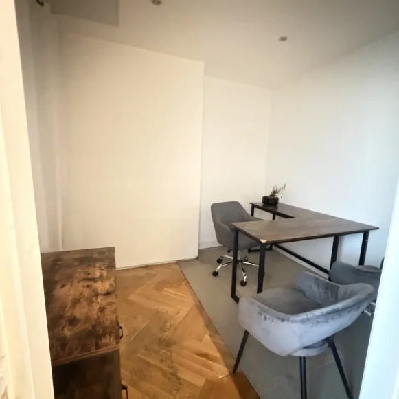 Bureau privé 8 m² 1 poste Location bureau Allées de Tourny Bordeaux 33000 - photo 1