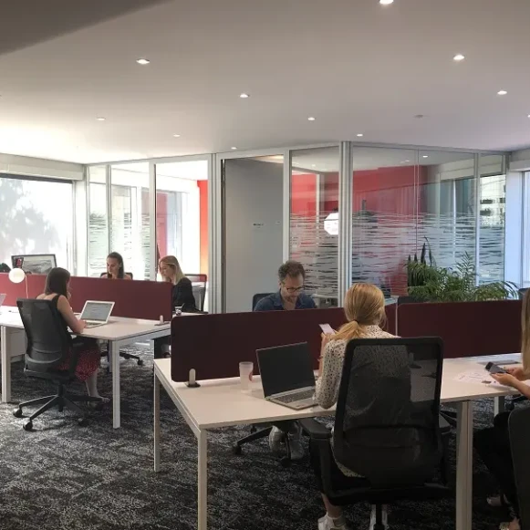 Bureau privé 8 m² 2 postes Coworking Rue du Gouverneur Général Éboué Issy-les-Moulineaux 92130 - photo 7