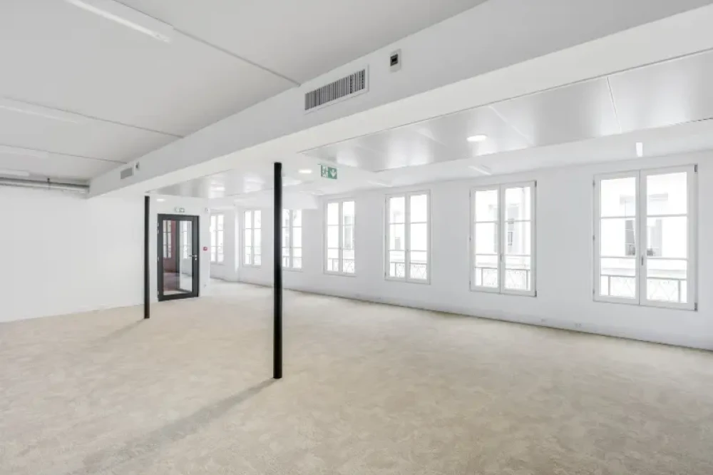 Espace indépendant - 75012 - 65 postes - 39000€