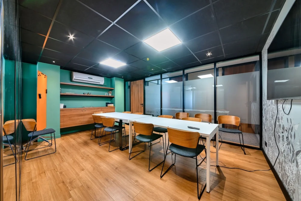 Bureau privé - 69003 - 2 postes - 960€