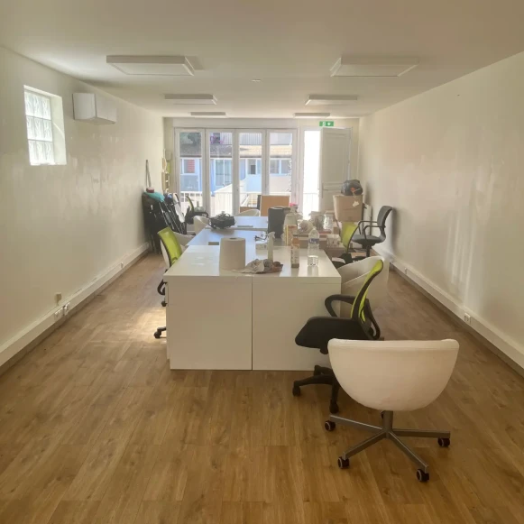 Bureau privé 60 m² 6 postes Location bureau Rue de la Croix Nanterre 92000 - photo 3
