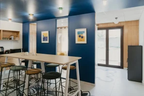 Bureau privé - 85000 - 2 postes - 590€